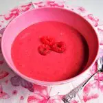 Himbeer-Smoothie_Bowl Himbeer Smoothie Bowl mit Himbeeren
