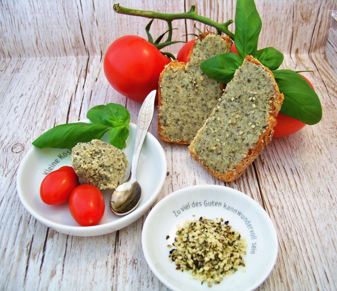 Gesalzene Kokosbutter selber machen mit Hanfsamen