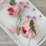 Aquafaba-Johannisbeer-Mousse (8) Johannisbeer-Dessert_mit Aquafaba