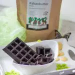 Schokolade_Kakaobutter (4) Schokolade selber machen_ Kakaobutterdrops von Govinda