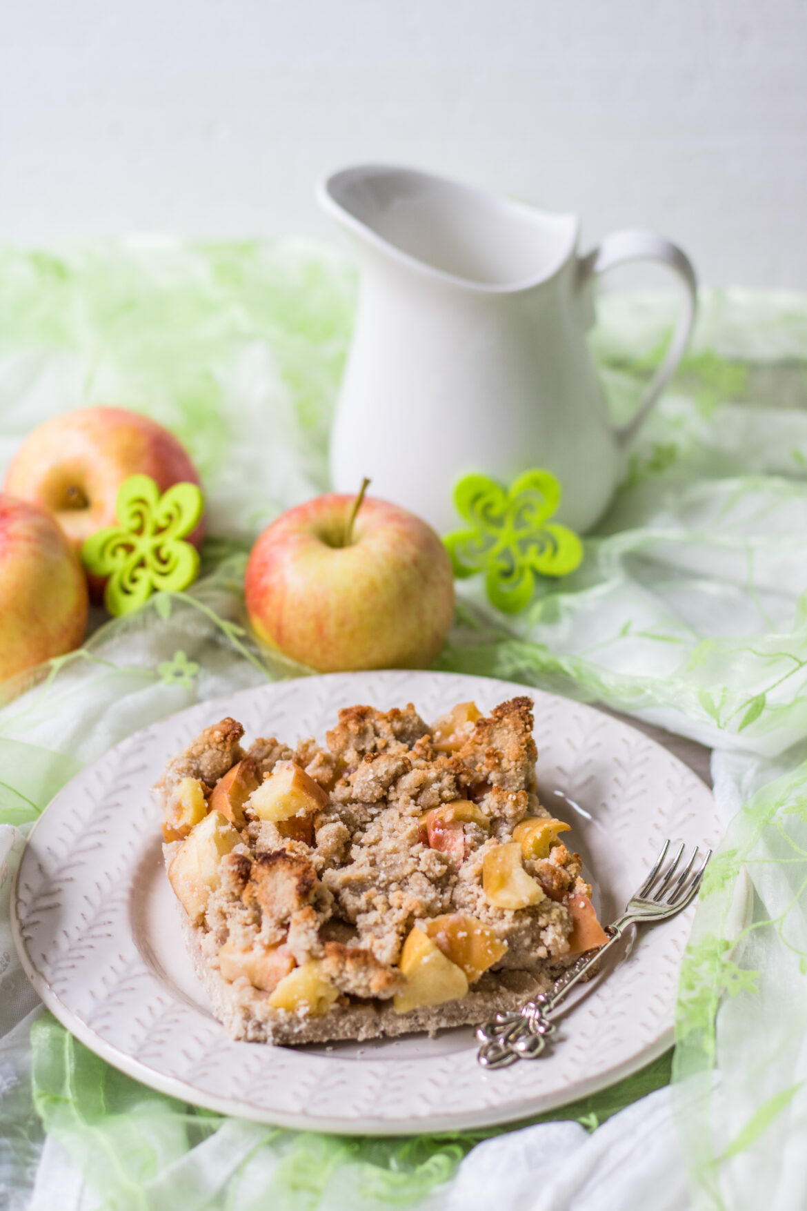 Glutenfreier Apfel-Streuselkuchen mit Teffmehl Glutenfreier Apfel-Streuselkuchen