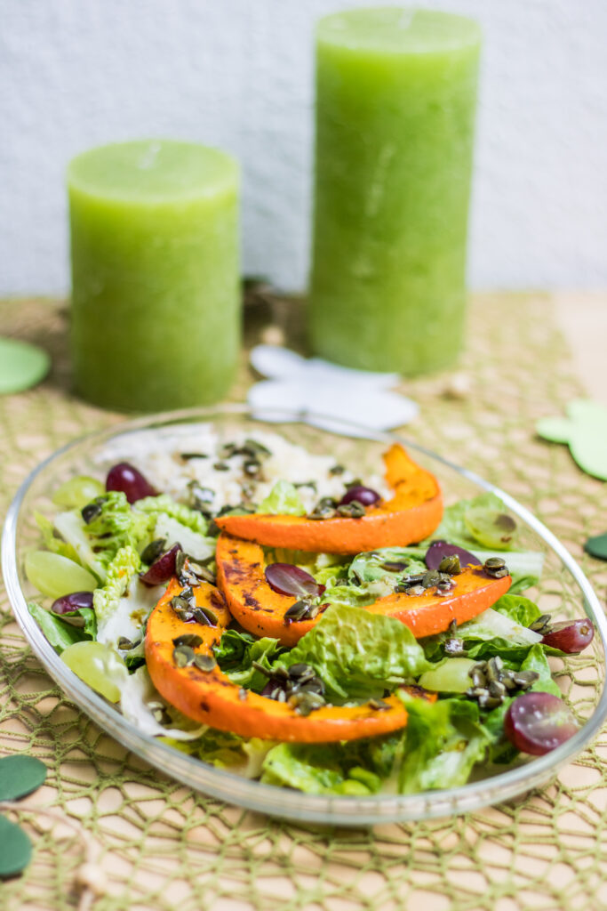 Bunter Salat mit Hirse, Kürbis und Trauben - geniale Salat Idee - Aha ...