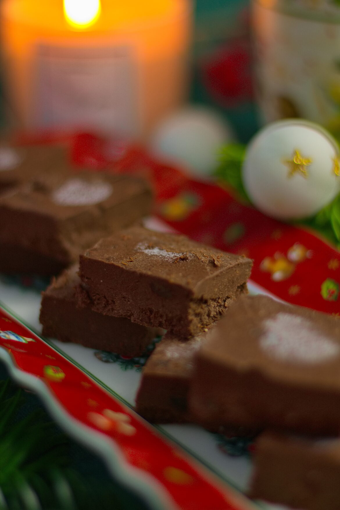 Veganes Lebkuchen Schoko Fudge Rezept (so weich und schokoladig) Aha