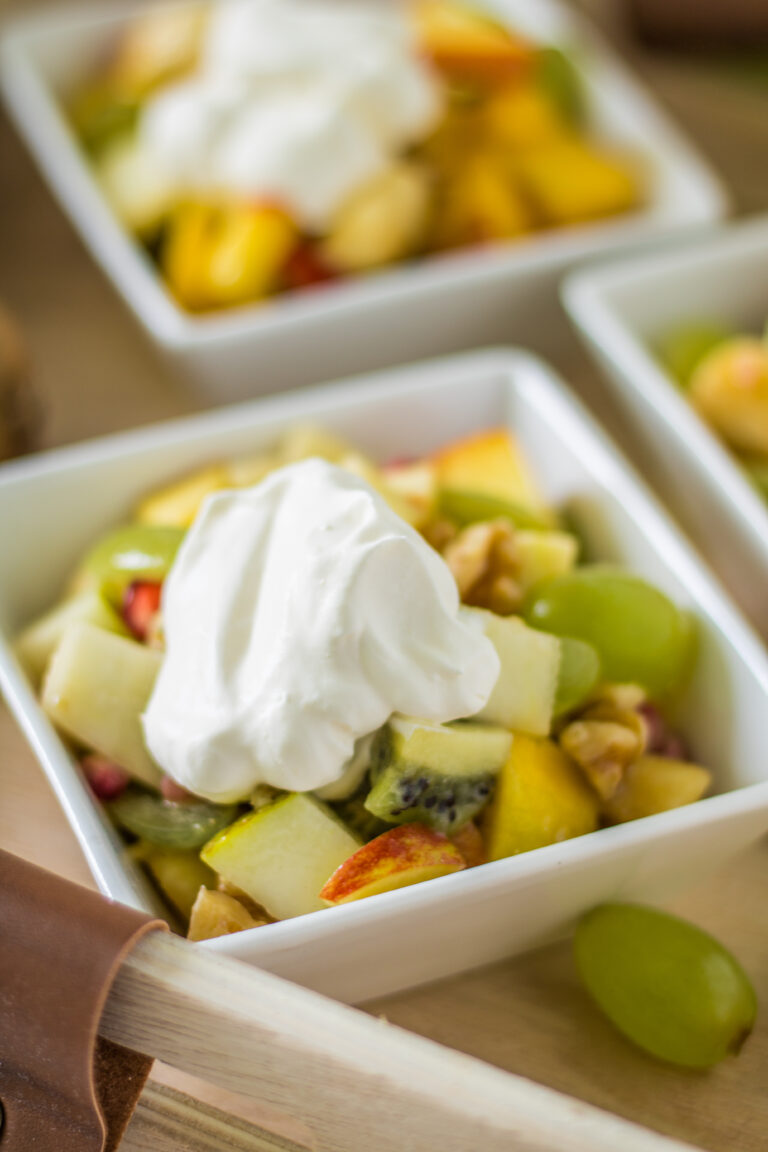 Der beste Obstsalat mit Ahornsirup-Zitronensaft-Dressing - Aha Foods ...