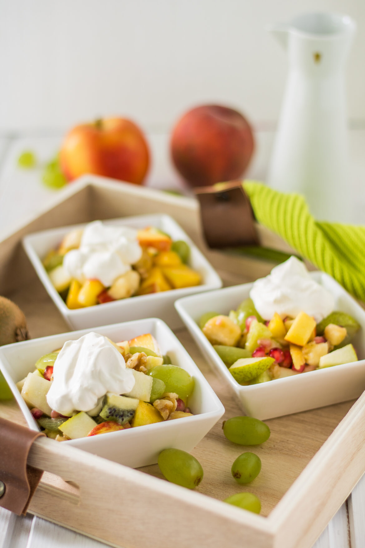 Der beste Obstsalat mit Ahornsirup-Zitronensaft-Dressing Bunter Obstsalat mit Ahornsirup-Zitronensaft-Dressing