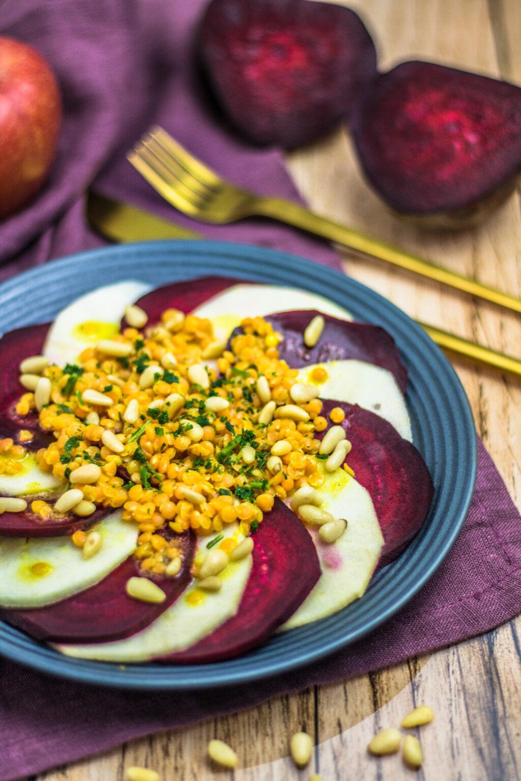 Veganes Rote Beete Carpaccio Mit Apfel Und Linsen Einfaches Vorspeisen Rezept Aha Foods