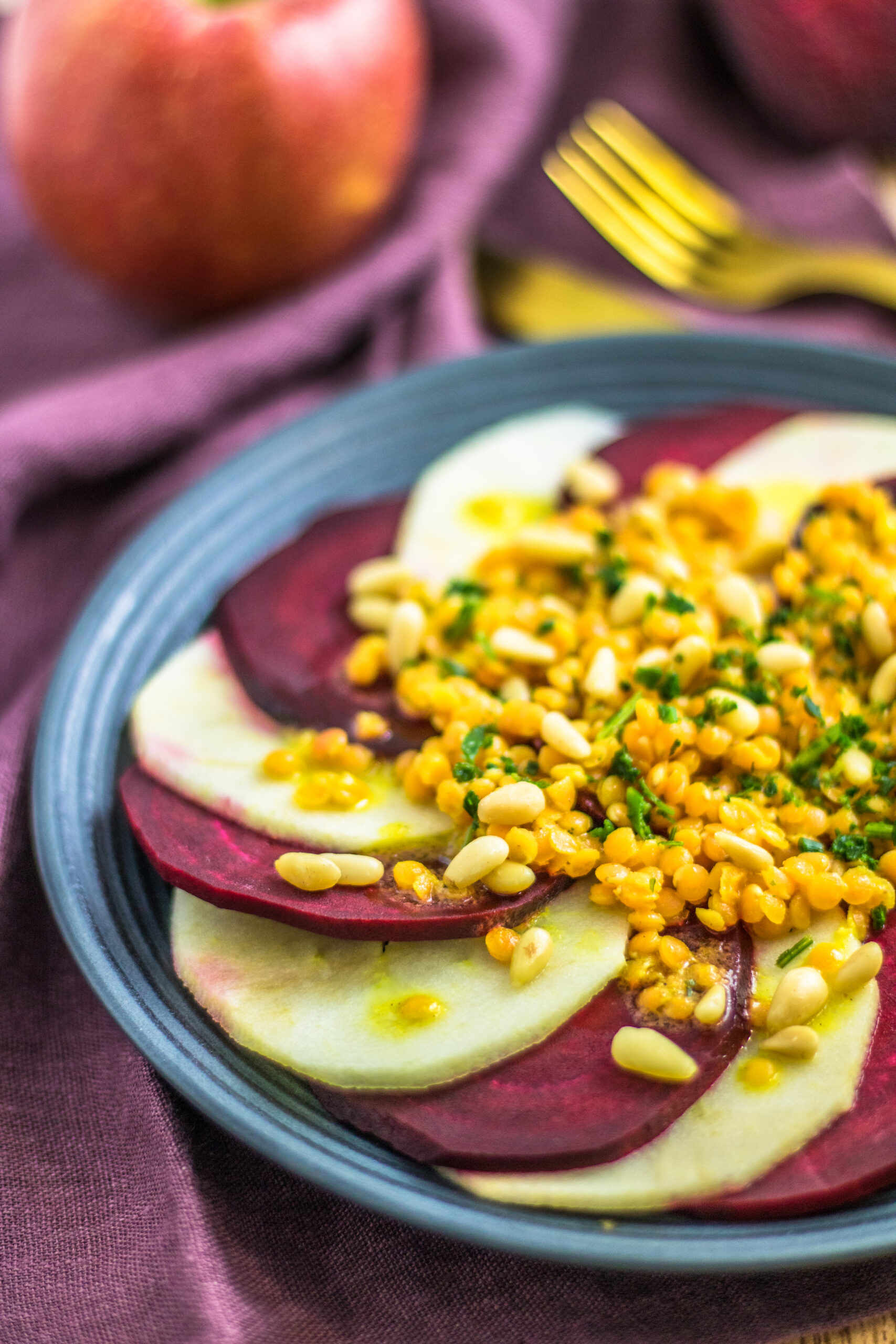 Veganes Rote Beete Carpaccio Mit Apfel Und Linsen Einfaches Vorspeisen Rezept Aha Foods