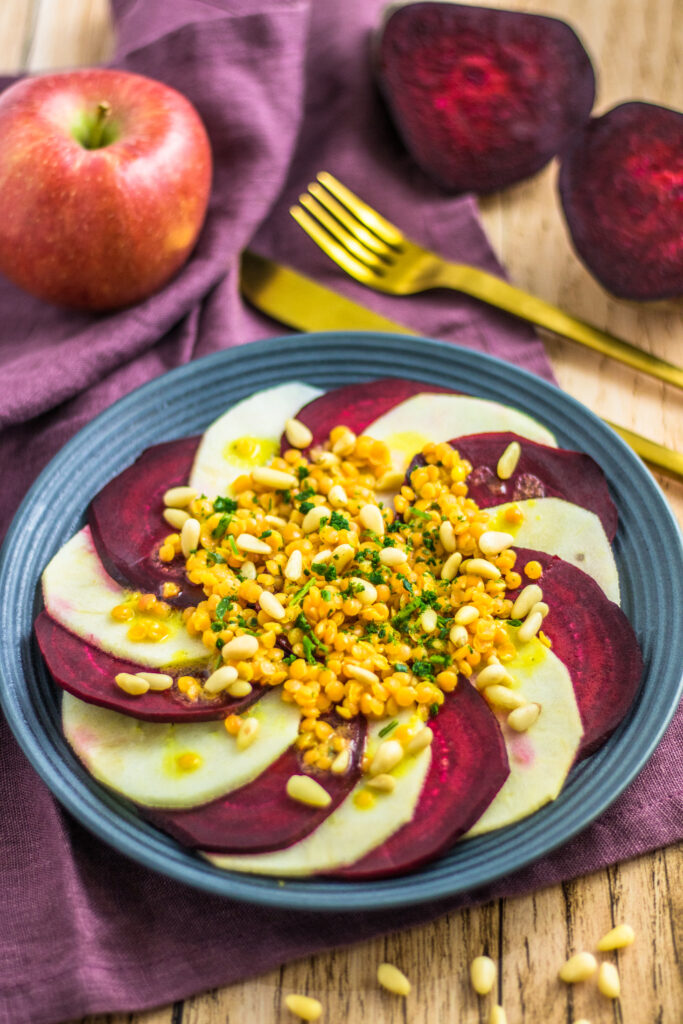 Veganes Rote Beete Carpaccio Mit Apfel Und Linsen Einfaches Vorspeisen Rezept Aha Foods