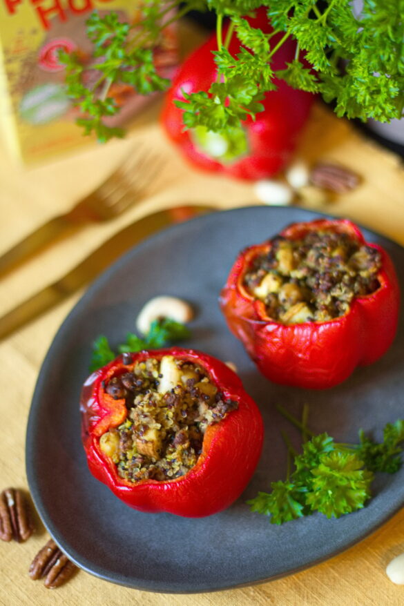 Gefüllte Paprika mit Quinoa und veganem Hack - Aha Foods - Vegane und ...