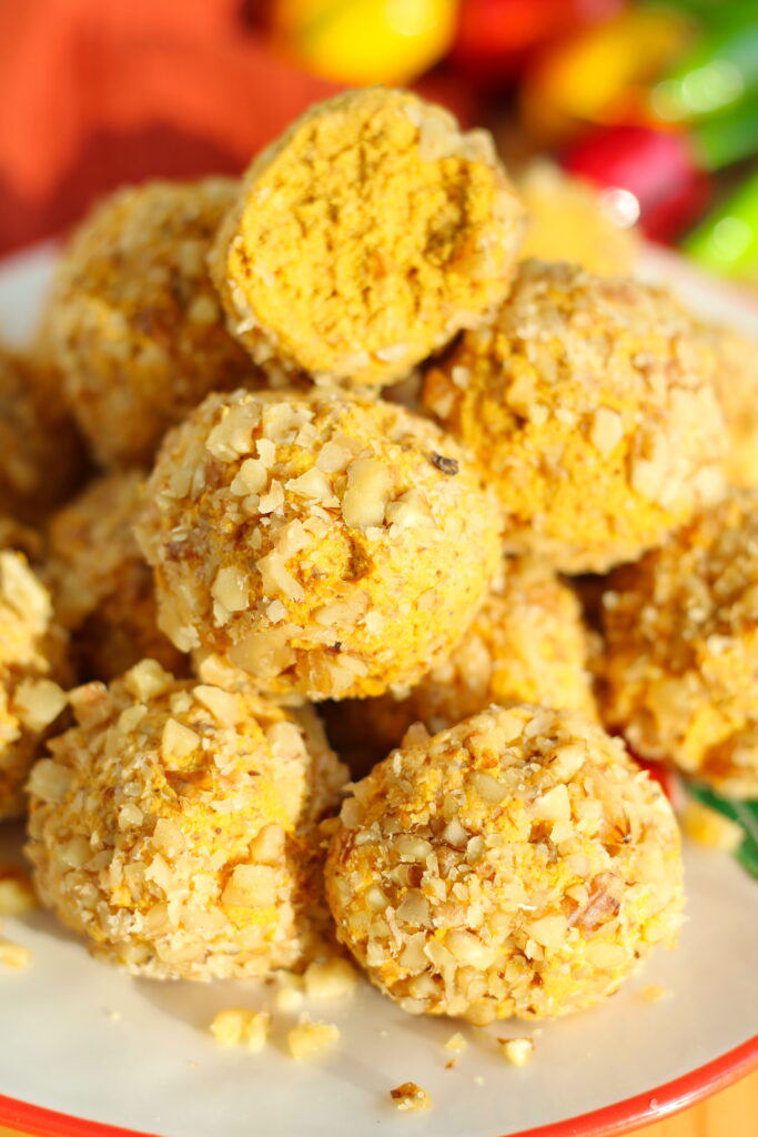 Vegane Karotten Energy Balls mit Walnüssen
