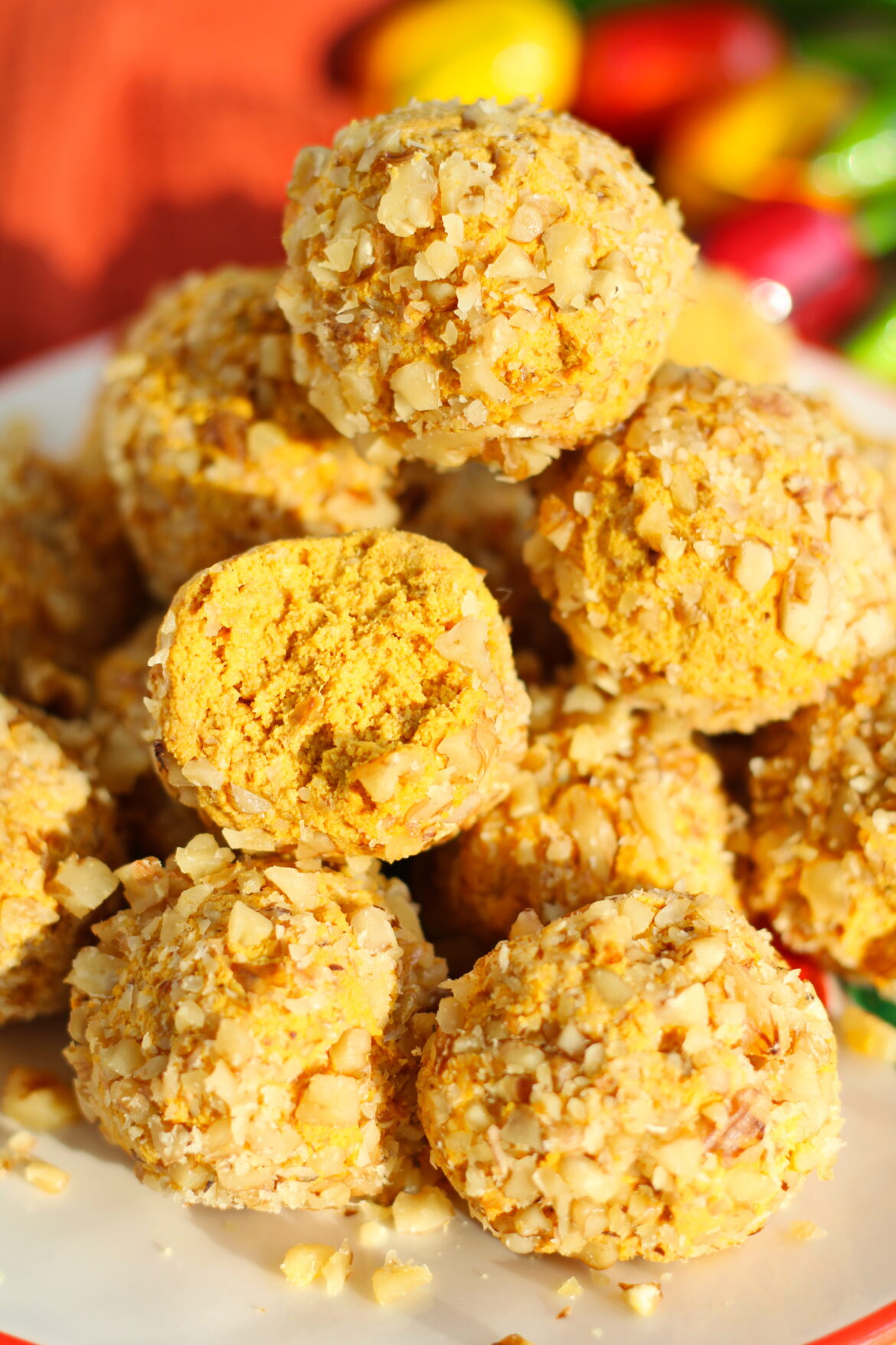 Vegane Karotten Energy Balls mit Walnüssen