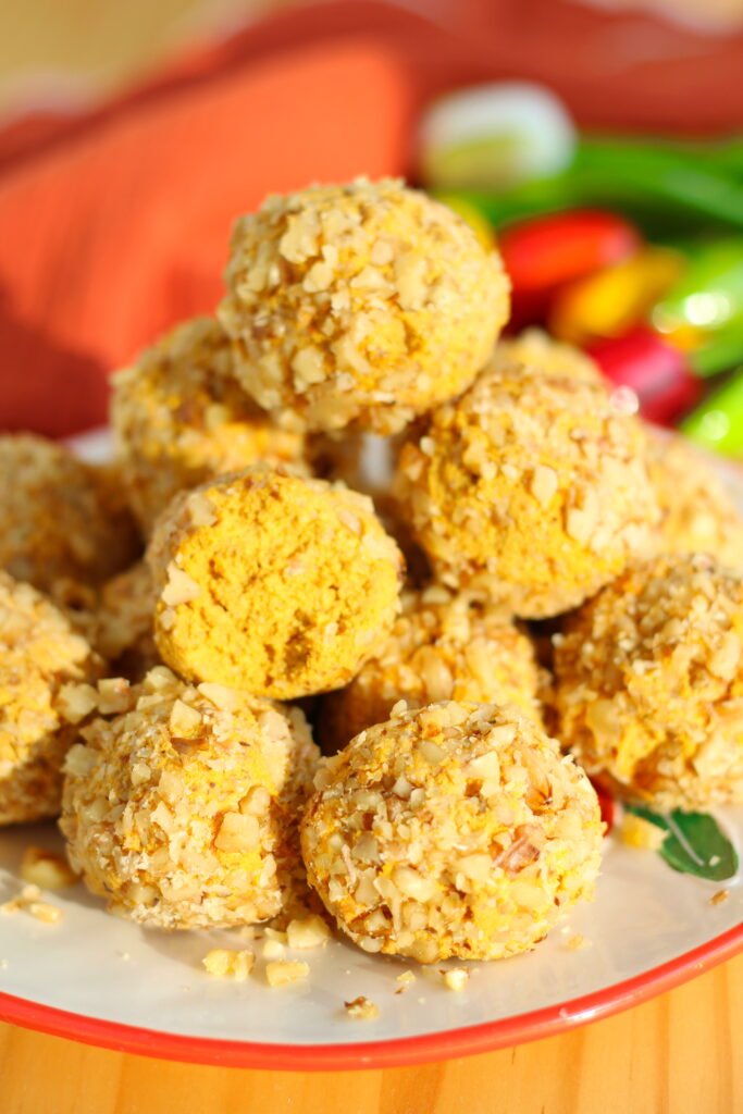 Vegane Karotten Energy Balls mit Walnüssen