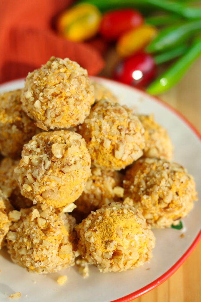 Vegane Karotten Energy Balls mit Walnüssen